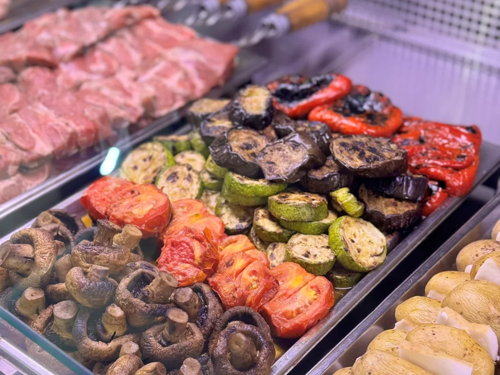 Топ-10 вопросов о шашлыке, на которые отвечает шеф «Кавказского Дома»