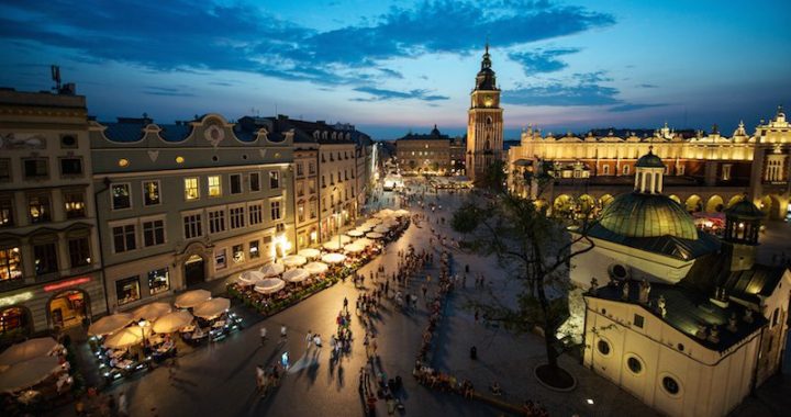 Работа на заводах в Польше: что нужно знать о вакансиях, условиях и зарплате